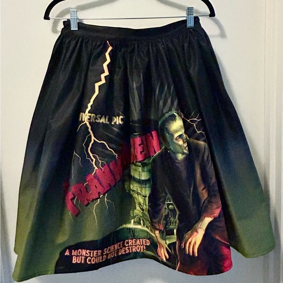 Unique Vintage x Frankenstein Skirt Universal Monsters Psychobilly Rockabilly - Picture 4 of 7